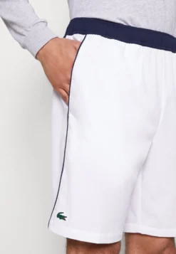 Lacoste Sport Tennis Short Tour - Korte Broeken - White/Navy Blue -Lacoste Sport 175b40b5780c4bd6a349499720583059 scaled