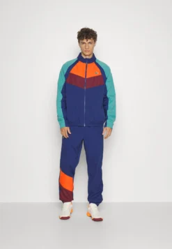 Lacoste Sport Tracksuit - Trainingspak - Methylene/Sunrise/Zin/Ocelle