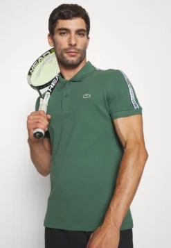 Lacoste Sport Tapered - Poloshirt - Sequoia -Lacoste Sport 26bc553ab7a243f0bf6c106d2877d6e9 scaled