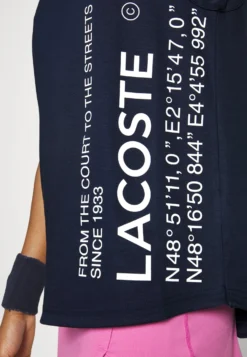 Lacoste Sport Tank Active - T-Shirt Print - Bleu Marine 11 Lacoste Sport Tank Active - T-Shirt Print - Bleu Marine -Lacoste Sport 3529bfc52fc34b569f737338f08aab7f scaled
