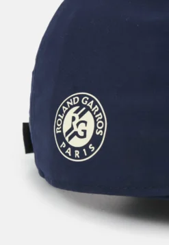 Lacoste Sport Tennis Rg - Pet - Navy Blue/Vahine -Lacoste Sport 3b2c7279050e4935ba8d12ee75c95e0a scaled