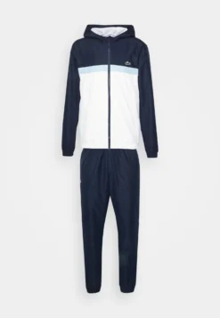 Lacoste Sport Tracksuit Hooded- Trainingspak - Navy Blue/White -Lacoste Sport 3e163400a26a41b78a87392187fee1d6 scaled