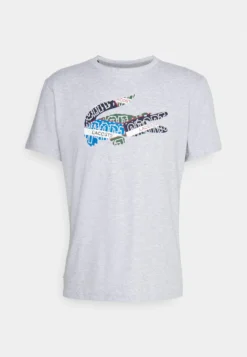 Lacoste Sport Big Logo Multicolored - Sport T-Shirt - Silver Chine -Lacoste Sport 3f21f5a727a24ce6b8494ba4cf1777aa scaled