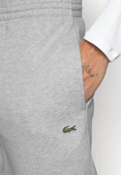 Lacoste Sport Tracksuit Hodded - Trainingspak - Silver Chine -Lacoste Sport 3f2b7cd8347340fba19fb9bc03c661fb scaled