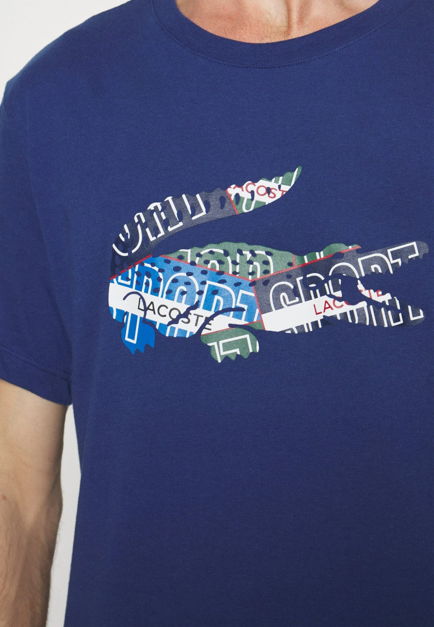 Lacoste Sport Big Logo Multicolored - Sport T-Shirt - Methylene 6 Lacoste Sport Big Logo Multicolored - Sport T-Shirt - Methylene - Afbeelding 6