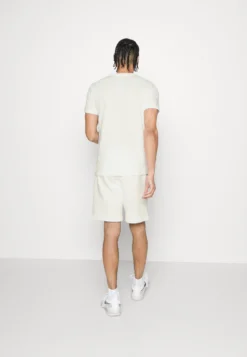 Lacoste Sport Korte Broeken - White -Lacoste Sport 508263e85348438184c91c98127eb711 scaled