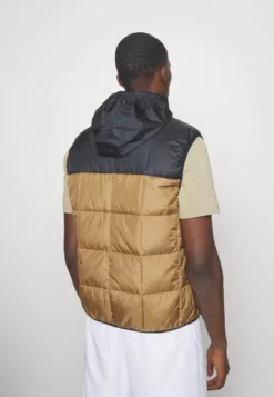 Lacoste Sport Puffer Gilet - Bodywarmer - Cookie/Black -Lacoste Sport 65ba9b157b744bf89b6250399832f913 scaled