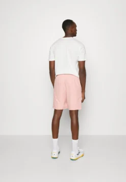 Lacoste Sport Short - Korte Broeken - Rose Blanc -Lacoste Sport 735f8afb1c1742f8baddc5246883890b scaled