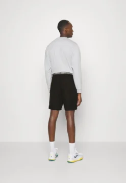 Lacoste Sport Tennis Short - Korte Broeken - Noir -Lacoste Sport 82c867ca0a794a41aaa6e2a955ccb879 scaled