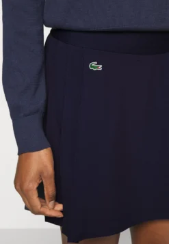 Lacoste Sport Golf Skirt - Rokken - Marine -Lacoste Sport 9154659fa29347a2b21bc276e94d5a0d scaled