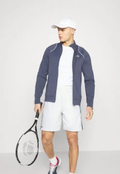 Lacoste Sport Tennis Short Block - Korte Broeken - Blanc/Bleu/Bleu Marine -Lacoste Sport a508e6ef763d4269a8395ebba0aed9dd scaled