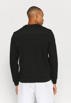 Lacoste Sport Sweater - Noir -Lacoste Sport a979ff9ce8354649adad5a166dd509e1 scaled