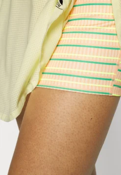 Lacoste Sport Tennis Skirt - Rokken - Vahine/Ledge -Lacoste Sport c440e9c4fce84f488711eff77233f02d scaled