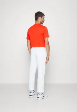 Lacoste Sport Trainingsbroek - White -Lacoste Sport eb7f3d36fabe4ac0bfce59b8f9bb18e5 scaled