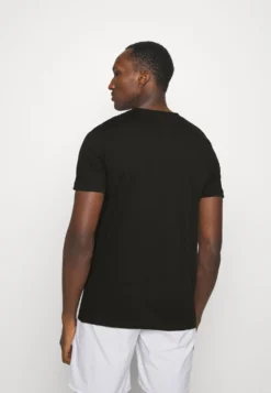 Lacoste Sport Big Logo - Sport T-Shirt - Black/Corrida -Lacoste Sport fe4da0a552514a268aaca6a987710929 scaled